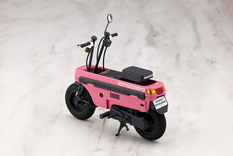 小石川 エマ 【ノクターン】 with Honda AB12 モトコンポ
