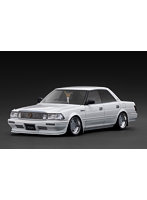 トヨタ クラウン ロイヤルサルーン G （130） ホワイト