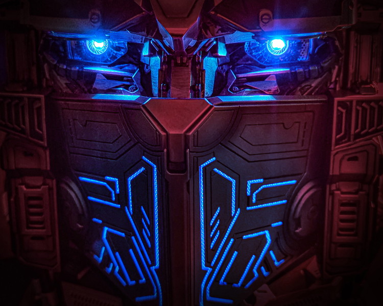 トランスフォーマー オプティマスプライム ウェアラブルヘルメット