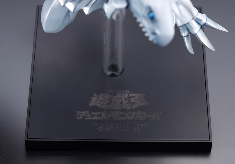 OSHI WORKS 青眼の白龍 遊☆戯☆王デュエルモンスターズ