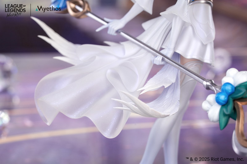 Gift＋ 水晶の薔薇 ラックス リーグ・オブ・レジェンド:ワイルドリフト