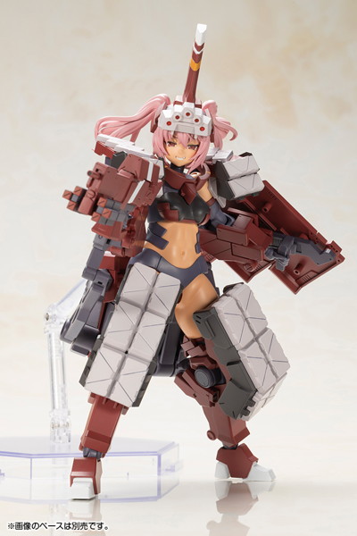 フレームアームズ・ガール 輝鎚・乙〈白兵戦仕様〉