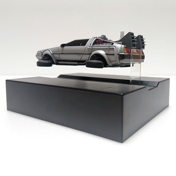 フローティングモデル バックトゥザフューチャー2 タイムマシン