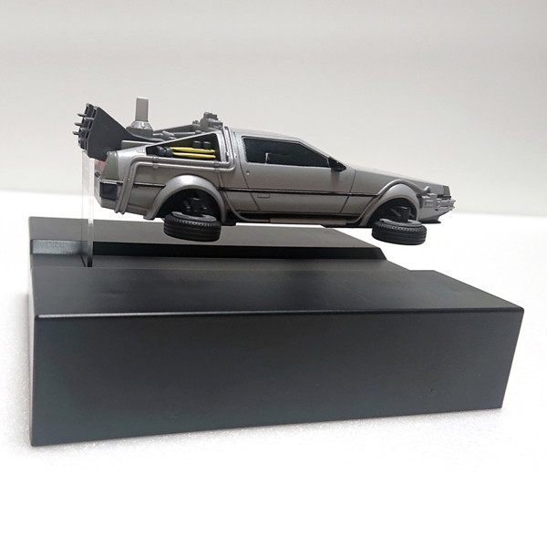 フローティングモデル バックトゥザフューチャー2 タイムマシン