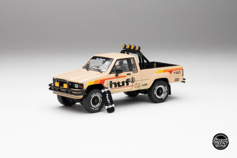 トヨタ ハイラックス SR5 4X4 HUF x DiecastTalk特注品