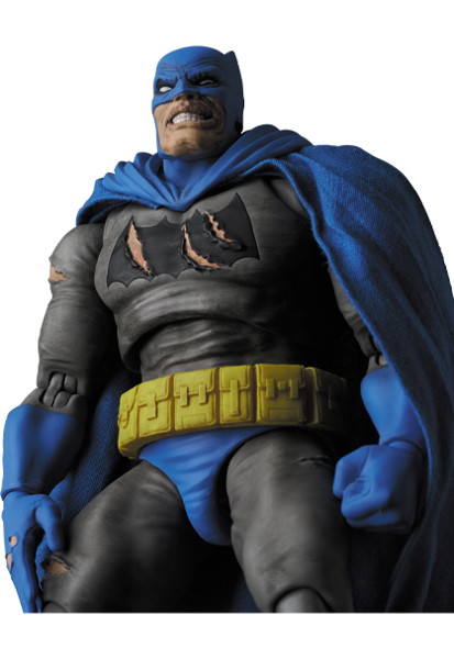 MAFEX BATMAN（TDKR:The Dark Knight Triumphant）