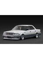 TOYOTA CROWN Royal Saloon G （130） Pearl White/Silver