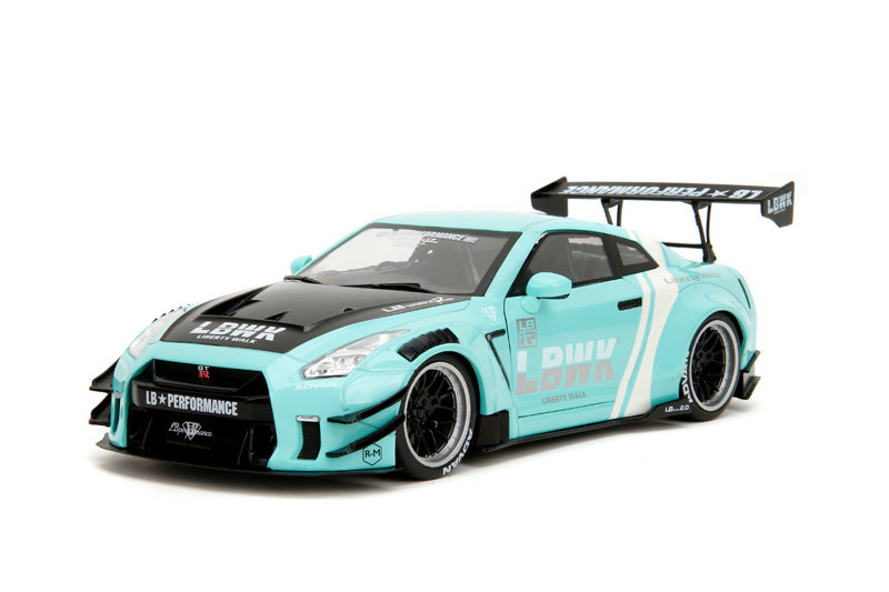 ニッサン GT-R （R35） Liberty Walk 2020 タイプ 2.0 ミントグリーン 12,157円