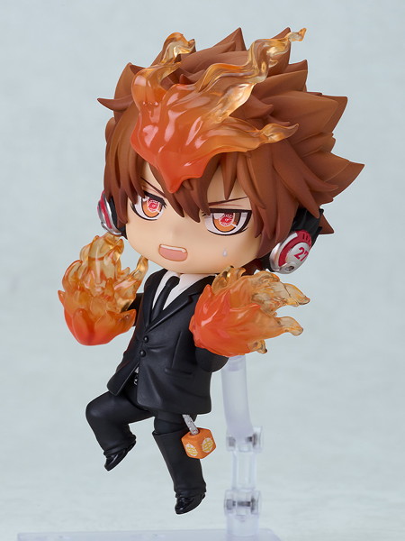 ねんどろいど 沢田綱吉 黒スーツVer. 家庭教師ヒットマンREBORN！