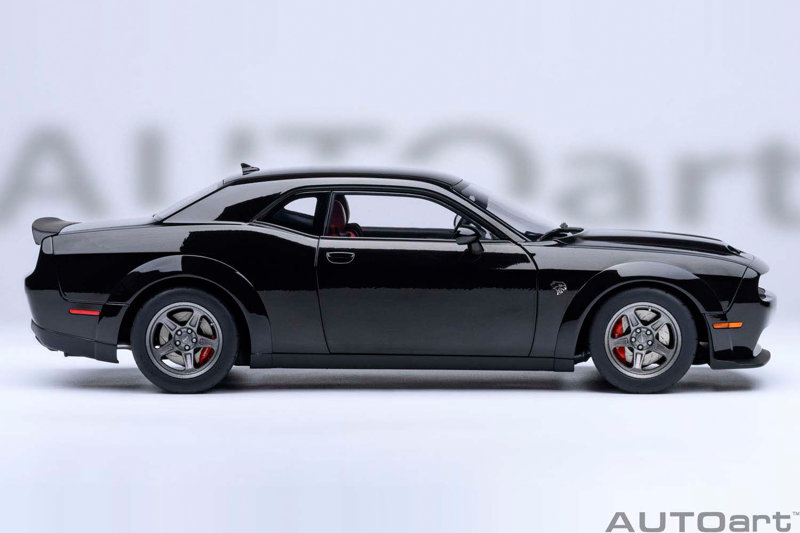 ダッジ チャレンジャー SRT スーパー ストック 2023 (ブラック <PITCH BLACK>) ダッジ チャレンジャー SRT スーパー ストック 2023 (ブラック <PITCH BLACK>)