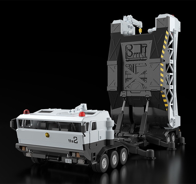 MODEROID 98式特型指揮車＆99式特型レイバーキャリア