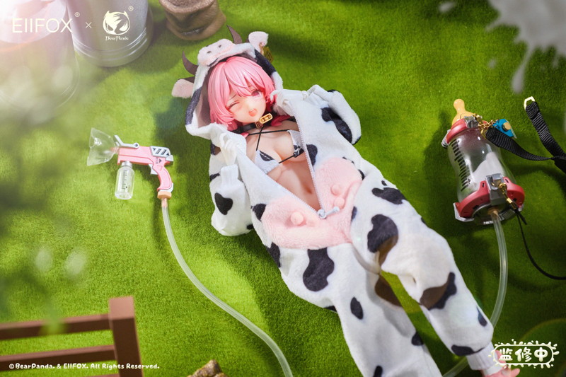 Bear Panda x EIIFOX 乳牛 MOMO 完成品アクションフィギュア
