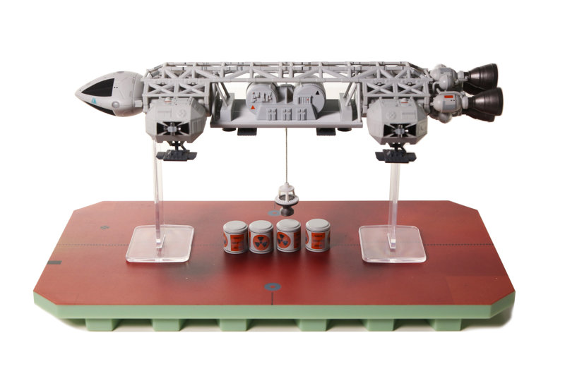 イーグルトランスポーター貨物ポッド装備形態 塗装済み完成品 ダイキャストモデル Space 1999