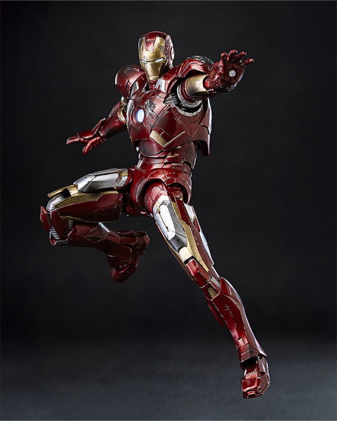 DLX アイアンマン・マーク7（バトルダメージ） Marvel Studios’ The Infinity Saga （マーベル・スタジオの『インフィニティ・サーガ』）