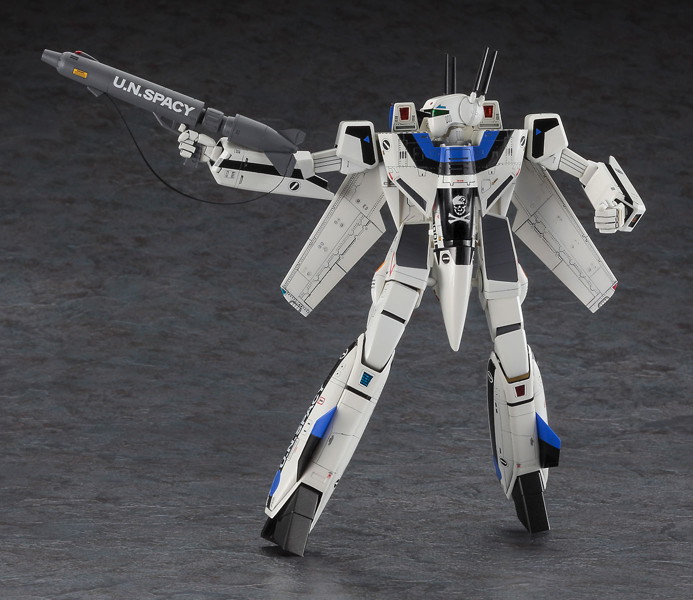 65884 1/72 VF-1S バトロイド バルキリー ‘マックス’