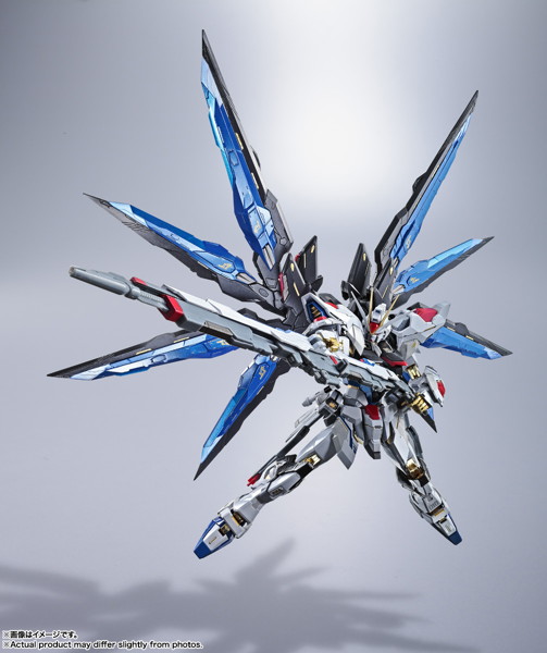 METAL BUILD ストライクフリーダムガンダム ＜リバイバル版＞ 機動戦士ガンダムSEED DESTINY