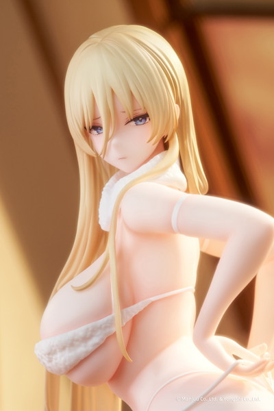 ビスマルク アンパックド・サプライズVer. 1/7 アズールレーン