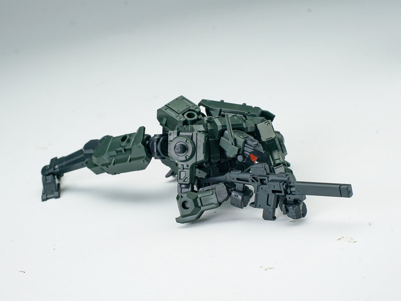 3 min project（スリーミニッツ プロジェクト）シリーズ FENRIR（フェンリル） 1/18スケールプラスチックモデルキット（グリーン）