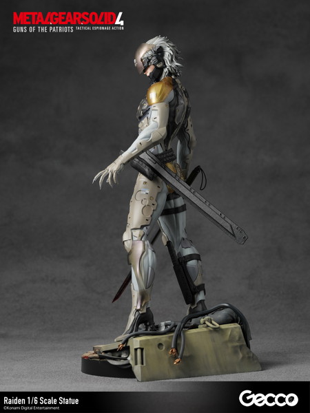 METAL GEAR SOLID 4 GUNS OF THE PATRIOTS 雷電 1/6スケールスタチュー