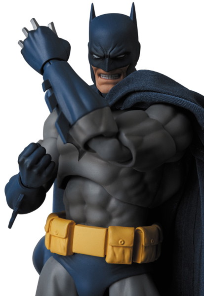 MAFEX BATMAN （HUSH Ver.）
