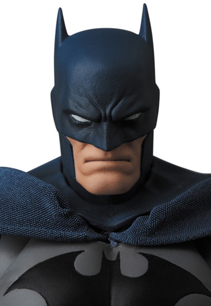 MAFEX BATMAN （HUSH Ver.）