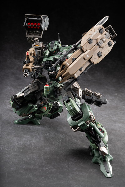 MNP-CR02A 忠勇級 高可動プラモデル 六五式・戟虎II型・突撃型