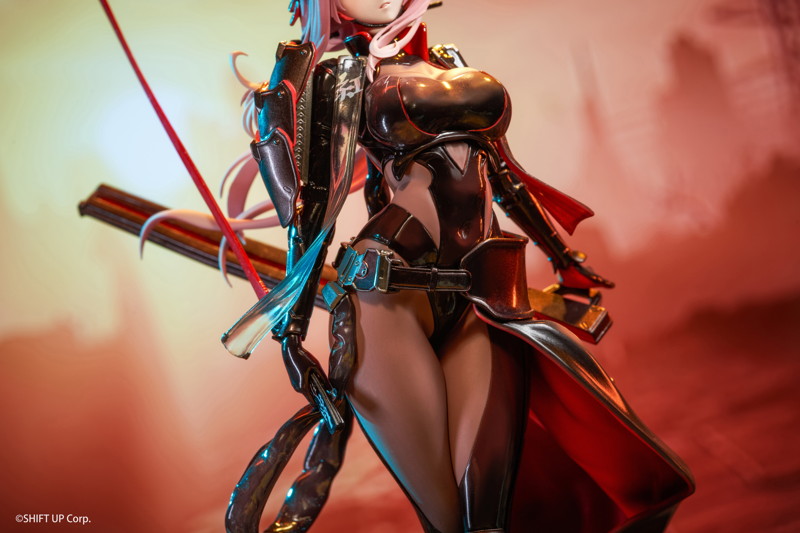 紅蓮:ブラックシャドウ 勝利の女神:NIKKE