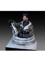 ［RM976］1/10 WWII ドイツ 冬期装備の戦車長（タイガーI重戦車初期型キューポラ付）
