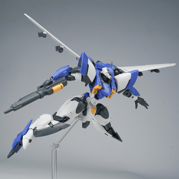SHEIK MAINLAND ULTRA ACTION TROOPERシリーズ 雲雀（ひばり） 1/144スケール プラスチックモデルキット ブルー×ホワイトVer.
