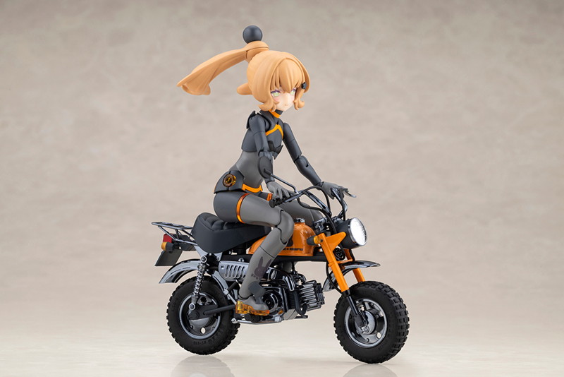 PUNI☆MOFU レーシングトゥ with Honda Z50J-1モンキー
