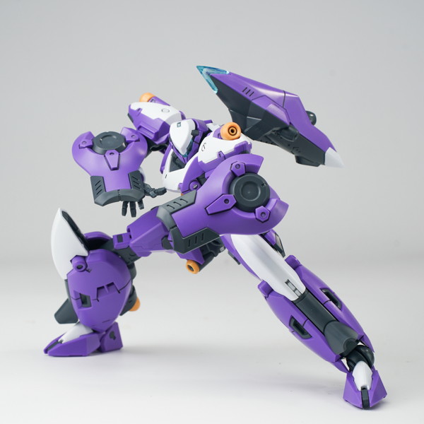 SHEIK MAINLAND ULTRA ACTION TROOPERシリーズ Franz-α（フランツアルファ） 1/144スケールプラスチックモデルキット（パープル×ホワイト）