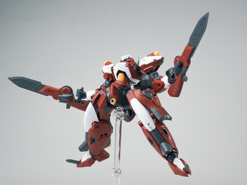 SHEIK MAINLAND ULTRA ACTION TROOPERシリーズ Franz-α（フランツアルファ） 1/144スケールプラスチックモデルキット（レッド×ホワイト）