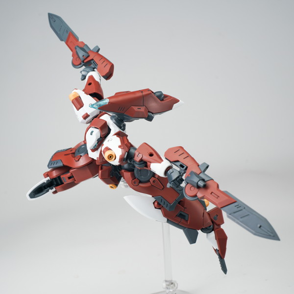 SHEIK MAINLAND ULTRA ACTION TROOPERシリーズ Franz-α（フランツアルファ） 1/144スケールプラスチックモデルキット（レッド×ホワイト）
