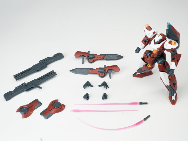 SHEIK MAINLAND ULTRA ACTION TROOPERシリーズ Franz-α（フランツアルファ） 1/144スケールプラスチックモデルキット（レッド×ホワイト）