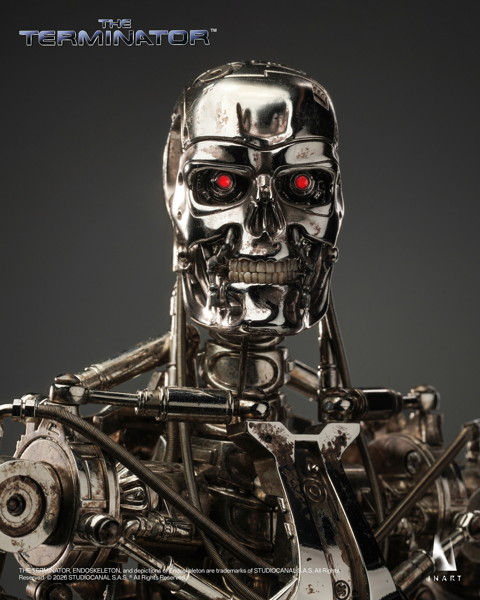 INART『ターミネーター』T-800 エンドスケルトン コレクティブルフィギュア