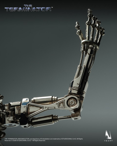 INART『ターミネーター』T-800 エンドスケルトン コレクティブルフィギュア