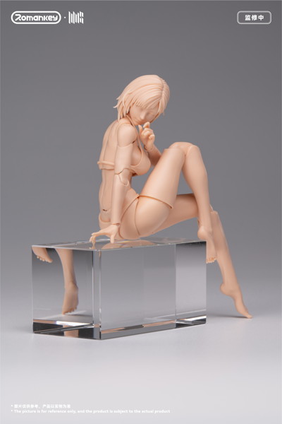 Romankey UMS004 1/12スケール 可動フィギュア女性素体 ミア（未塗装Ver.）