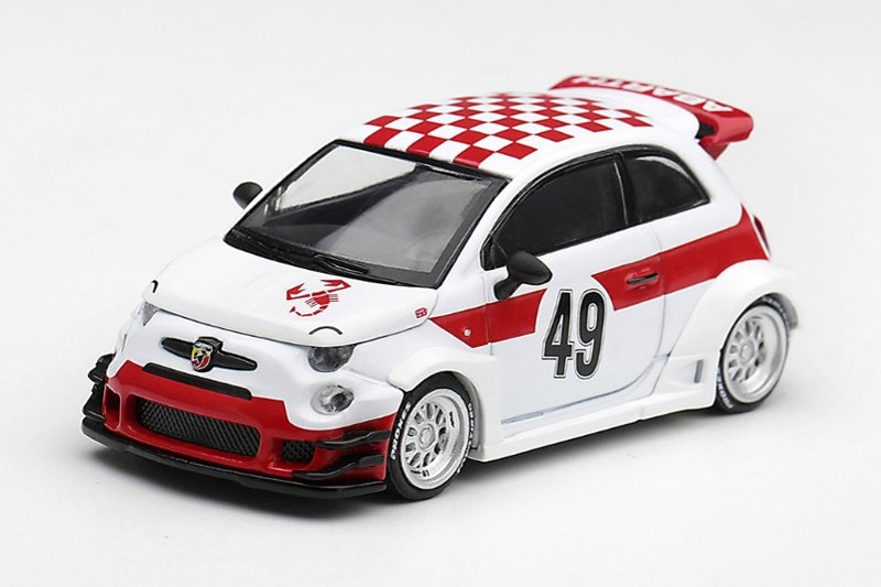 DMM.com [アバルト 595 LB-WORKS x Abas Works 1000 TC Tribute （左