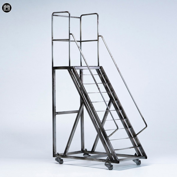 MMMトイズ 1/6 移動式作業用プラットフォームラダー