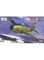 AM72047 1/72 ヤコブレフ YAK-21 練習機