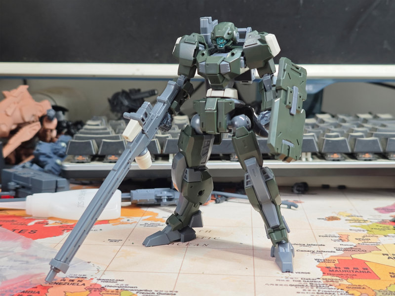 SHEIK MAINLAND ULTRA ACTION TROOPERシリーズ V-gilante（ヴィジラント） 1/144スケールプラスチックモデルキット（グリーン）
