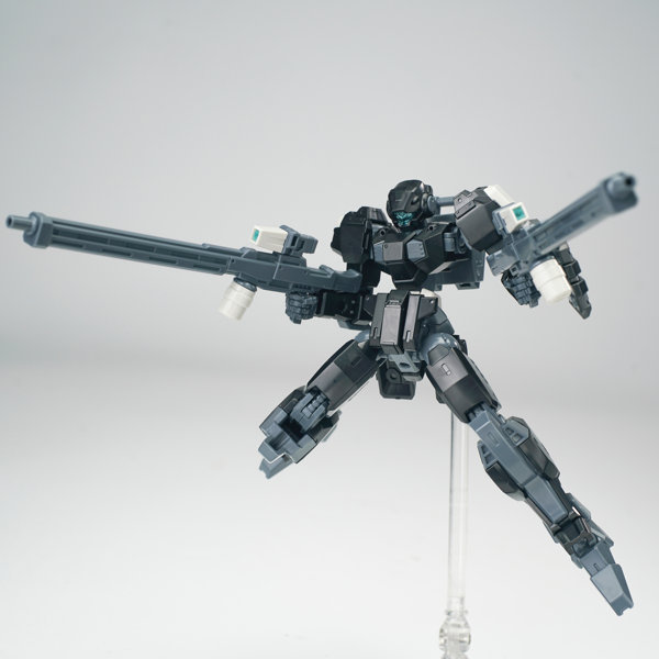 SHEIK MAINLAND ULTRA ACTION TROOPERシリーズ V-gilante（ヴィジラント） 1/144スケールプラスチックモデルキット（ブラック）