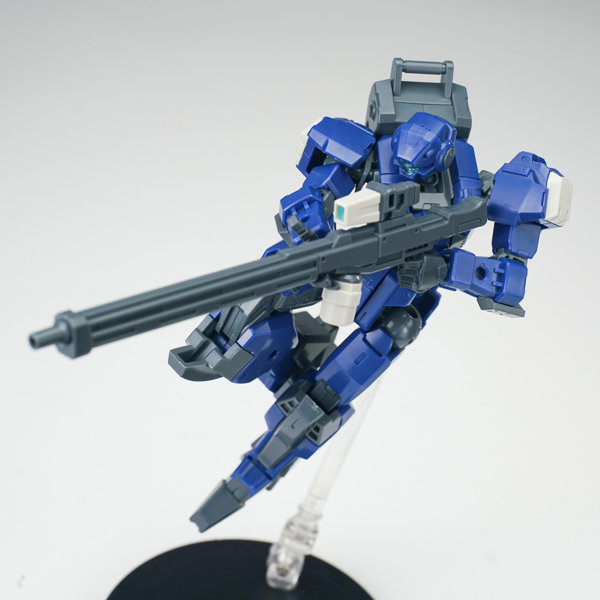 SHEIK MAINLAND ULTRA ACTION TROOPERシリーズ V-gilante（ヴィジラント） 1/144スケールプラスチックモデルキット（ブルー）