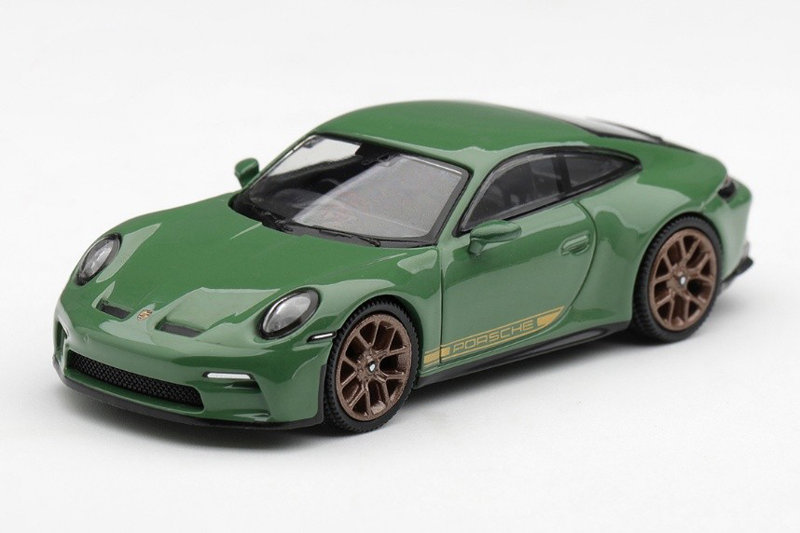 DMM.com [ポルシェ 911（992） GT3 ツーリング Auratiumグリーン（左