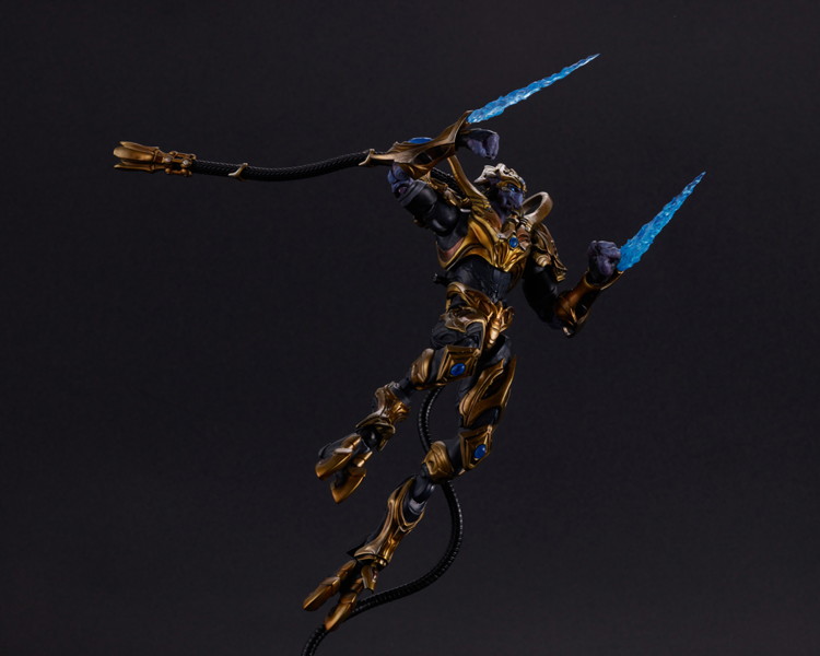 StarCraft Zealot