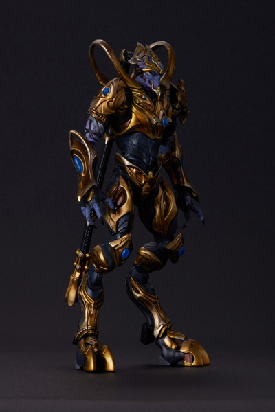 StarCraft Zealot