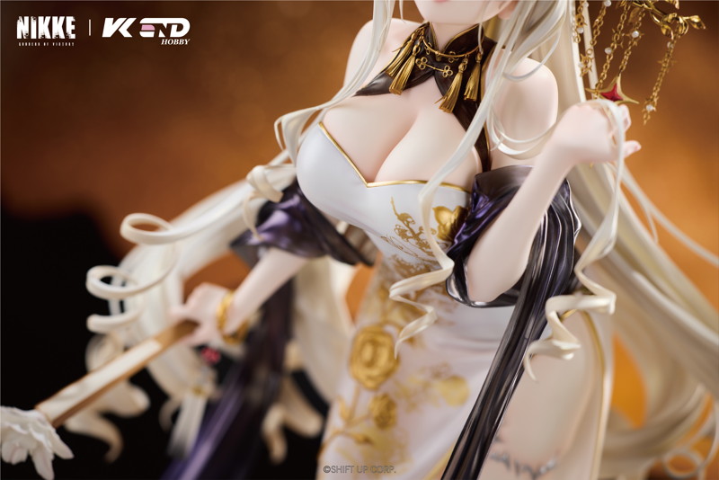 勝利の女神:NIKKE クラウン:グローリアスフラワー