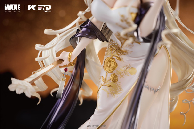 勝利の女神:NIKKE クラウン:グローリアスフラワー