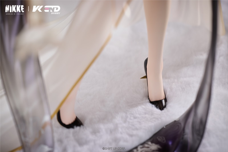 勝利の女神:NIKKE クラウン:グローリアスフラワー