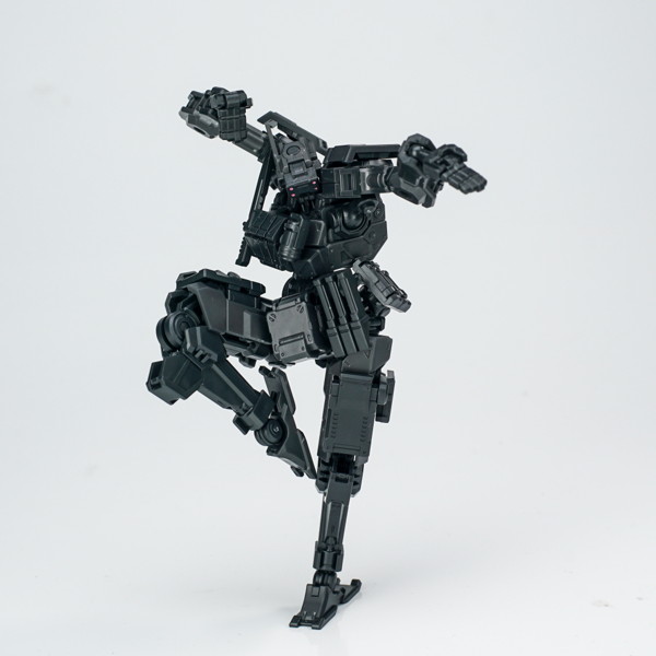 SHEIK MAINLAND 3 min project（スリーミニッツプロジェクト）シリーズ FENRIR（フェンリル）突撃型 1/18スケールプラスチックモデルキット（ブラック）